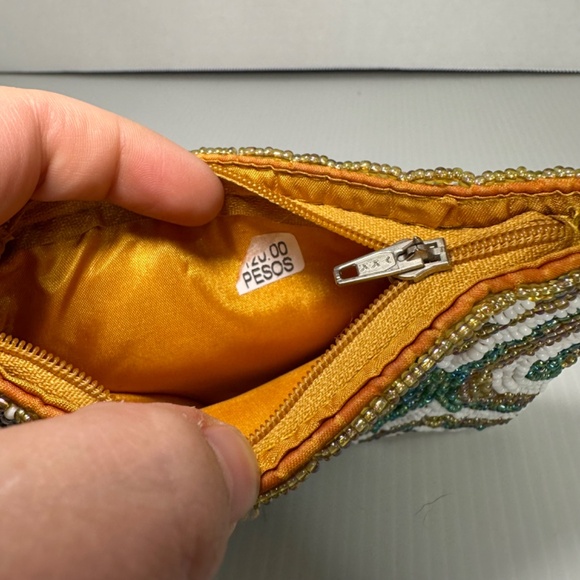 Vintage Circle Hand Beaded Wristlet Clutch/Coin Purse 5.5 in x 4 in Tan, Green - Picture 6 of 6